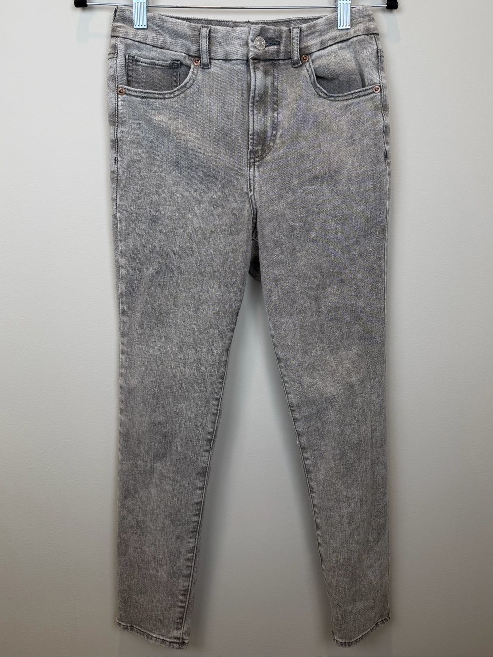 Express Gray Acid Wash Slim Straight Jeans – Women’s